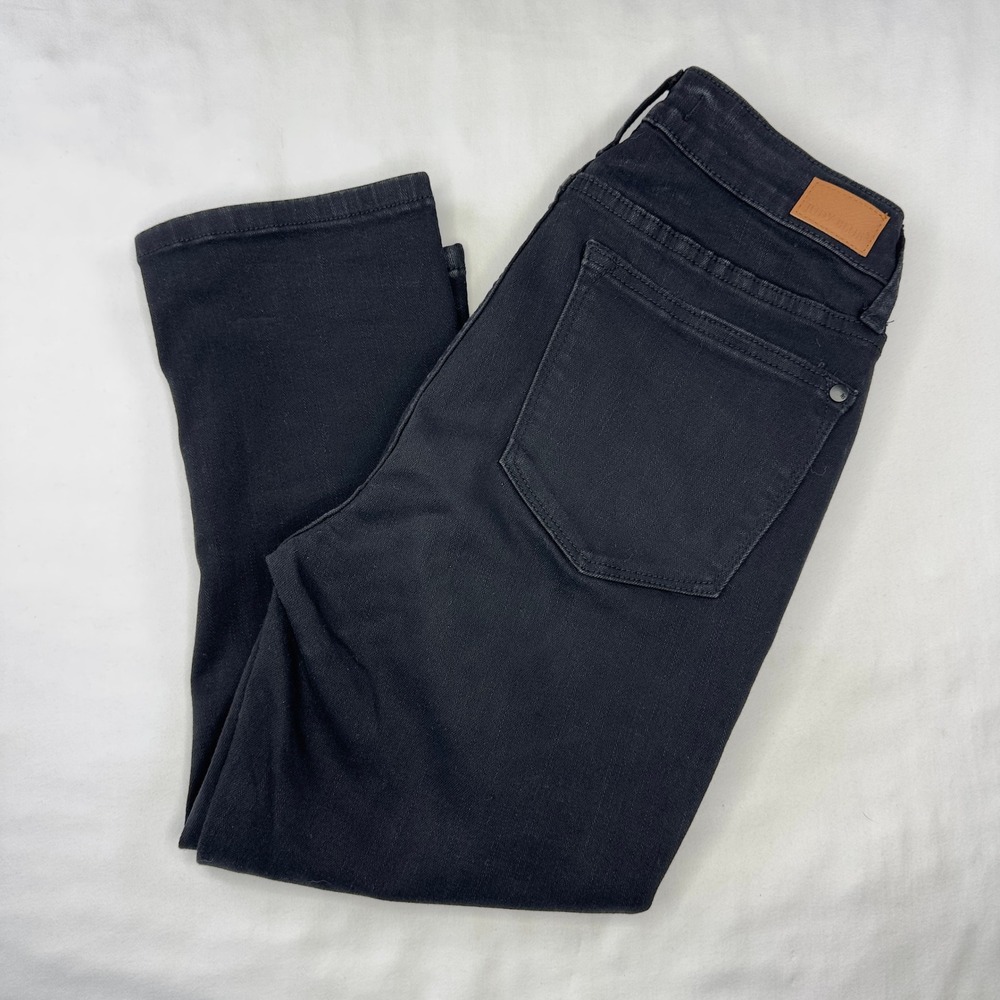 Judy Blue Jeans Women's 5/27 Black Denim Capri Fit Mid‎ Rise Skinny